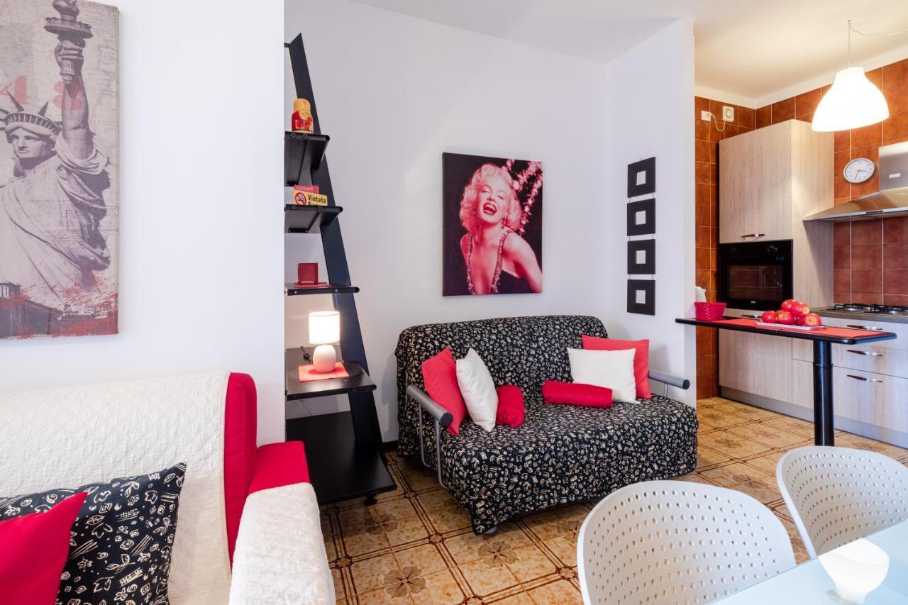 086 - Sunshine Home, 5 Minuti Dalla Spiaggia - Parcheggio Privato Gratis Incluso 오스페달레티 외부 사진